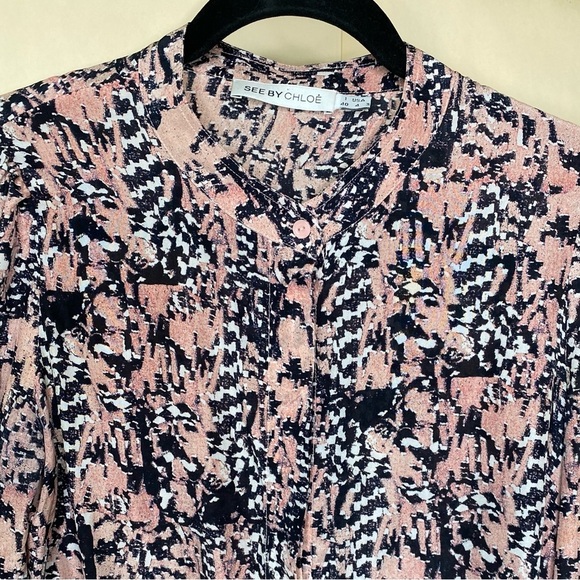 See by Chloe Silk Abstract Long Sleeve Button Down Blouse Sz 4 - Picture 4 of 10